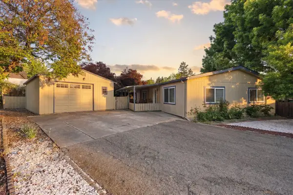 145 Taylor Street, Talent, OR 97540