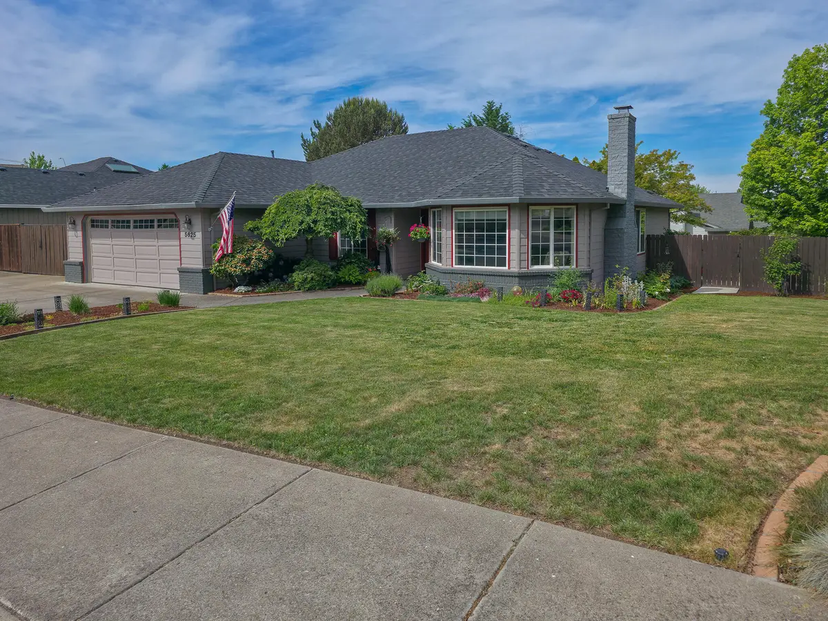 5625 Cherry Lane, Medford, OR 97504 - #1