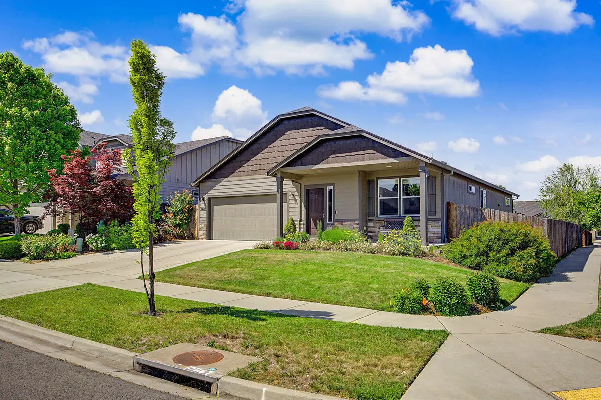 1487 Flower Street, Medford, OR 97504 - #1