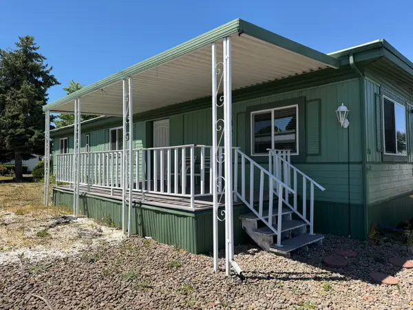 301 Freeman Road #UNIT 70, Central Point, OR 97502