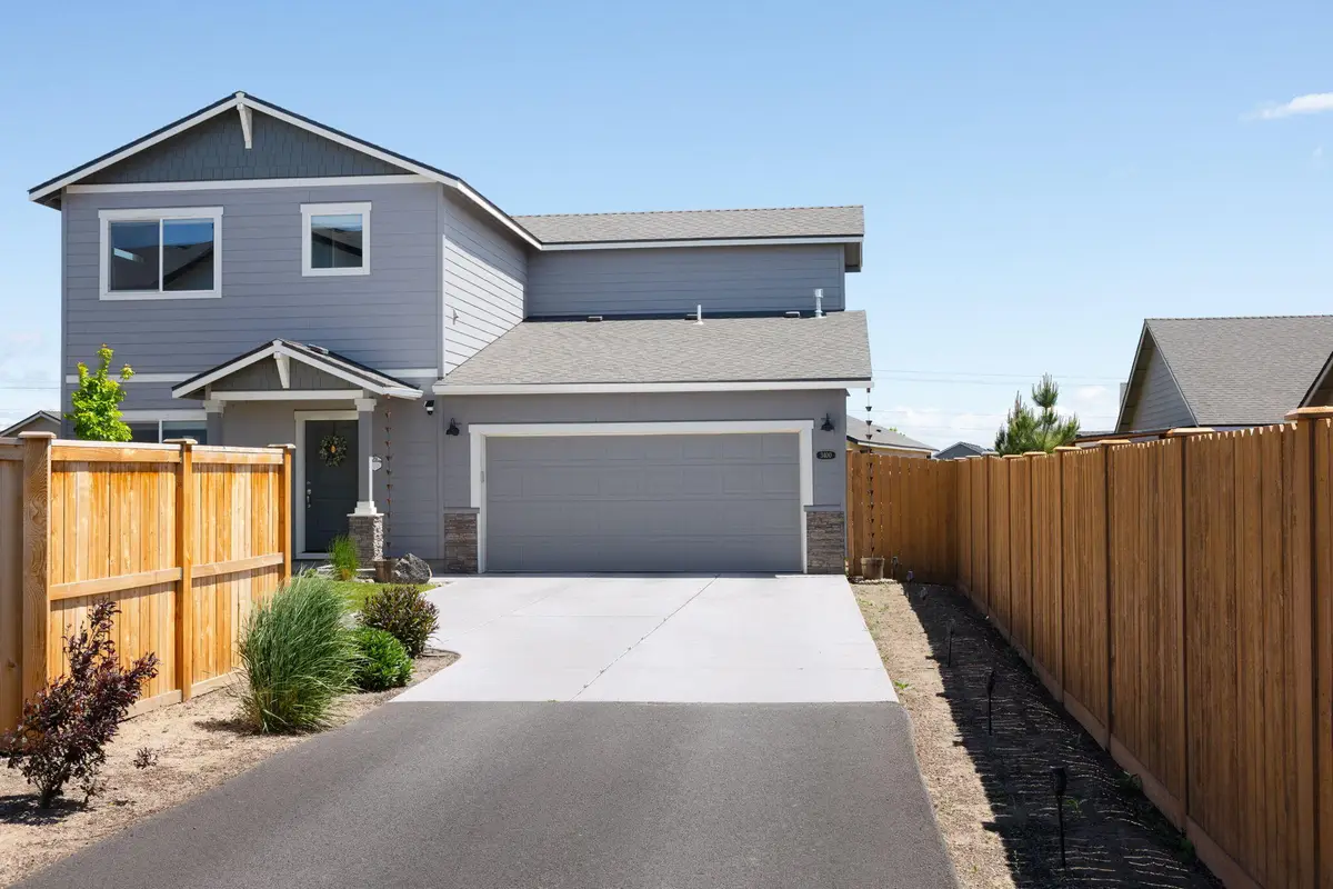 3400 NW 11th Court, Redmond, OR 97756 - #1