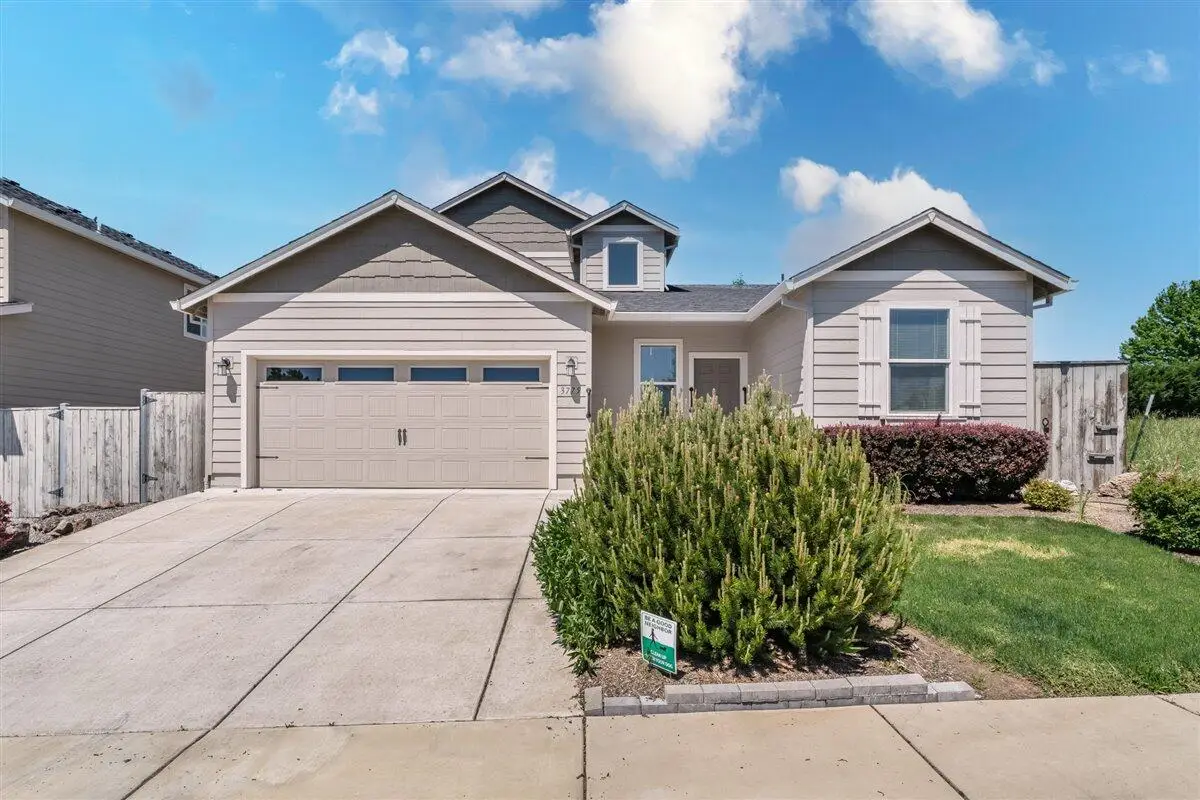 3775 Sidney Way, Medford, OR 97504 - #1