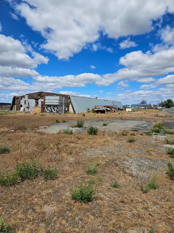 899 Washington Avenue, Metolius, OR 97741