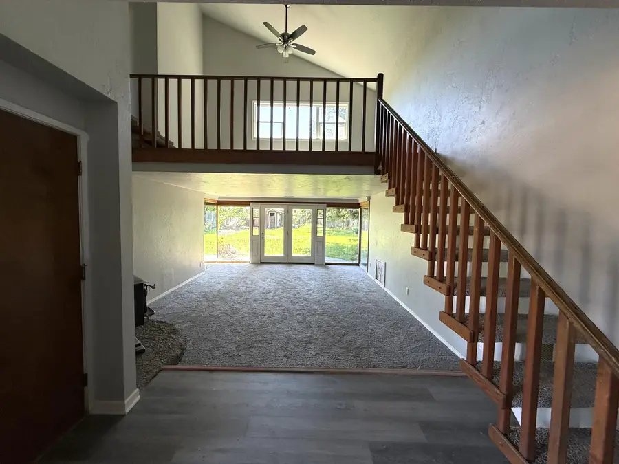 236 De Barr Avenue, Medford, OR 97501 - #3