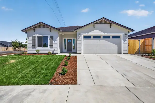 3707 Ford Drive, Medford, OR 97504