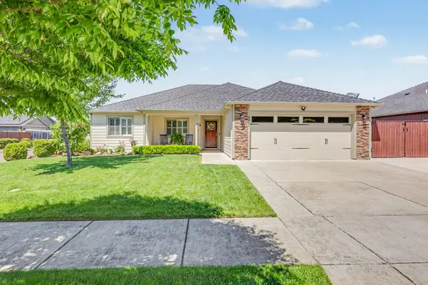 3261 Dearborn Lane, Medford, OR 97504