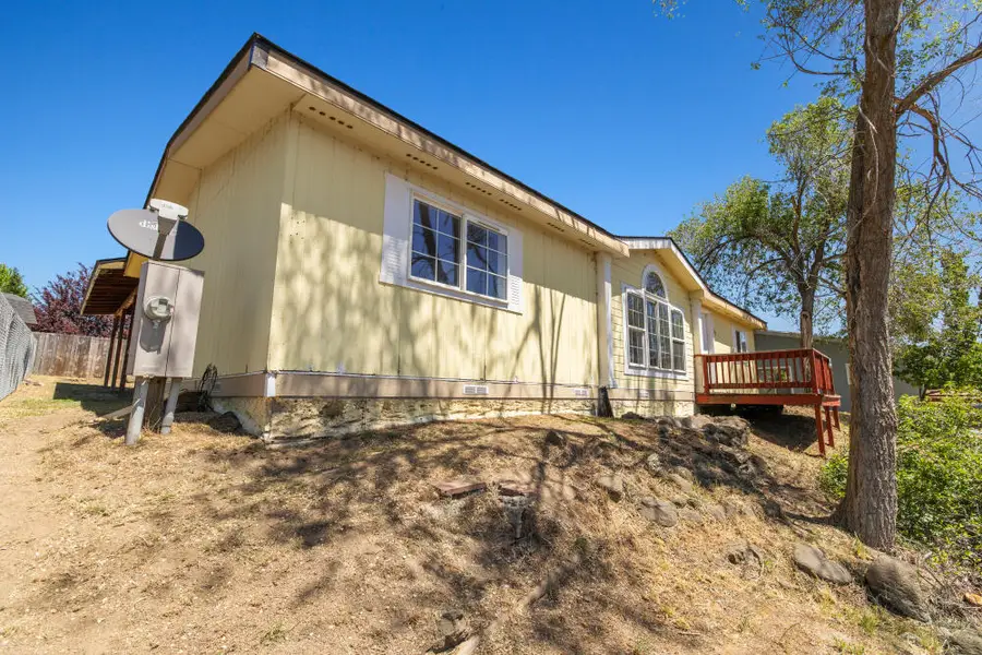 729 Hill Street, Klamath Falls, OR 97601 - #3