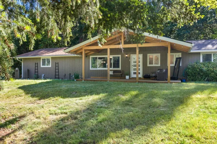 9158 Lower River Road, Grants Pass, OR 97526 - #2