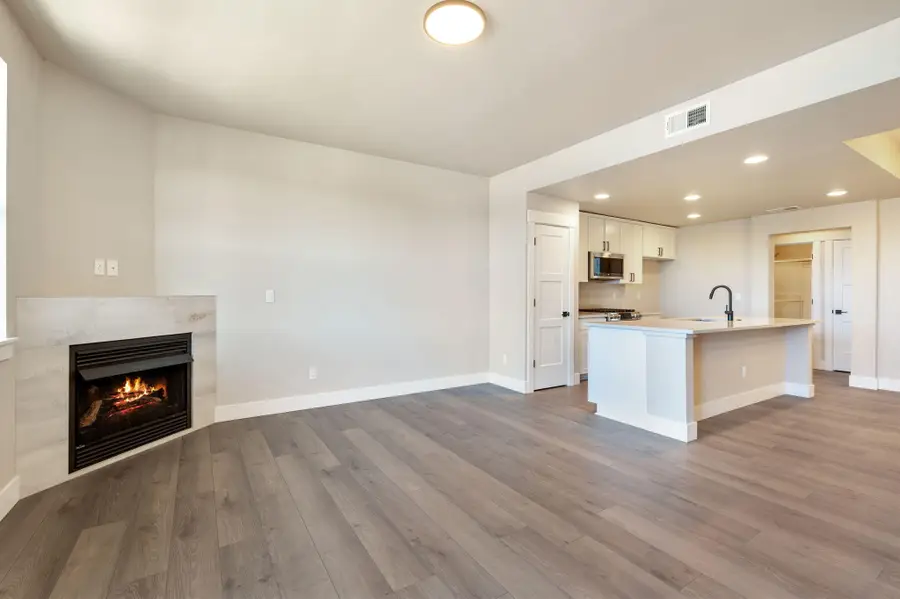 20516 NE Empire Avenue, Bend, OR 97701 - #3