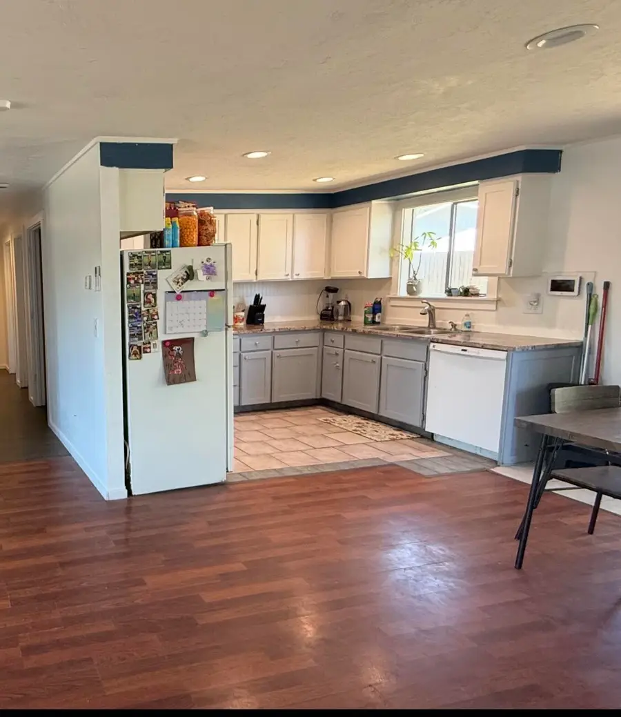 2629 Seneca Avenue, Medford, OR 97501 - #3