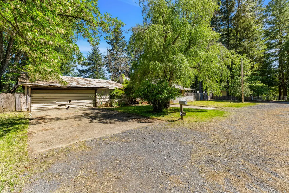 337 S Kerby Avenue, Cave Junction, OR 97523 - #1