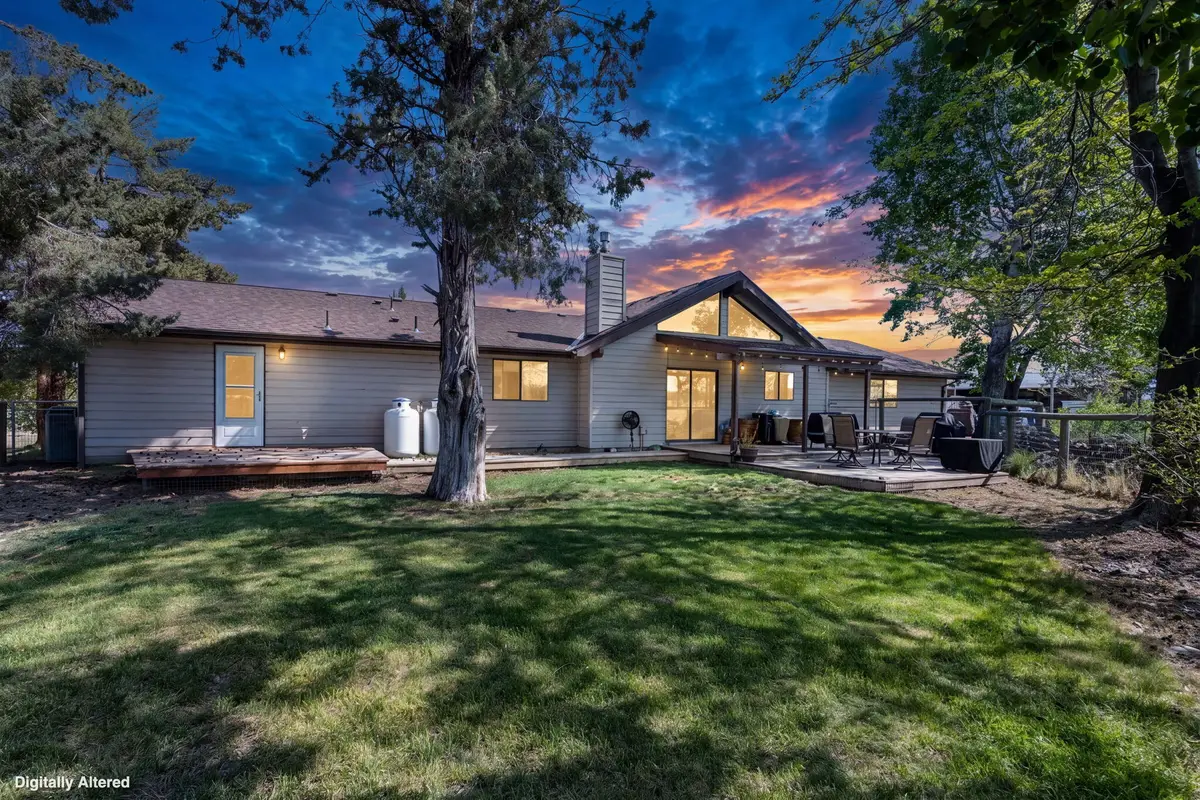 4050 SW Highland Avenue, Redmond, OR 97756 - #1