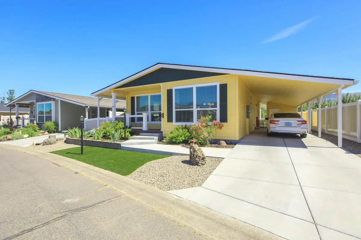 333 Mountain View Drive #28, Talent, OR 97540 - #1