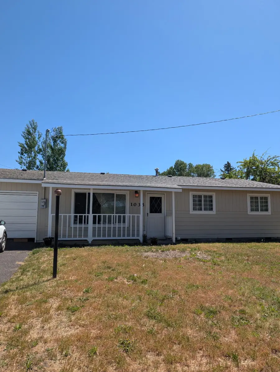 1035 Applewood Street, Klamath Falls, OR 97603 - #2