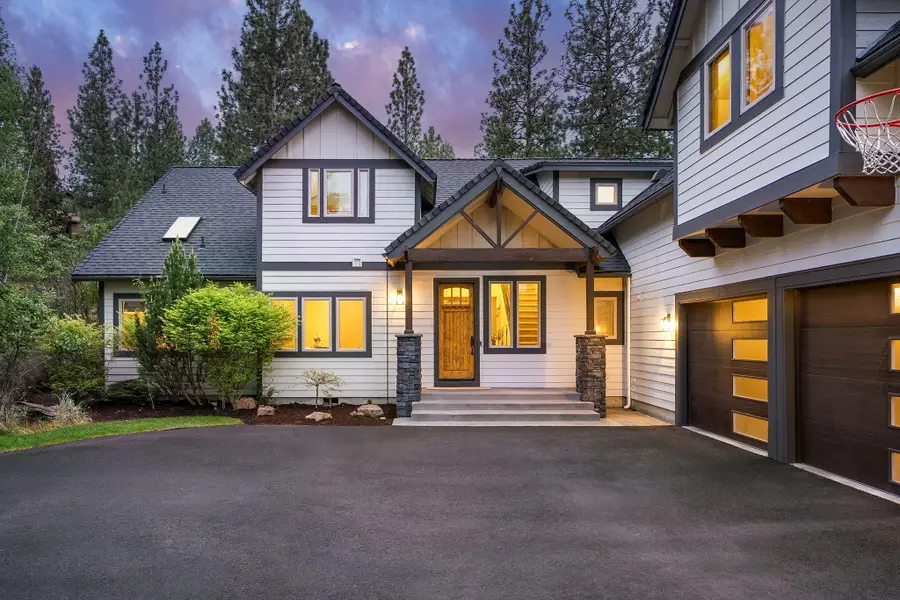 2023 NW Shiraz Court, Bend, OR 97703 - #2