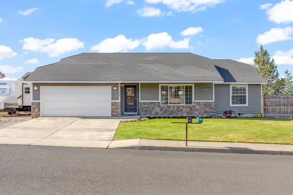 727 SE Cross Lane, Madras, OR 97741
