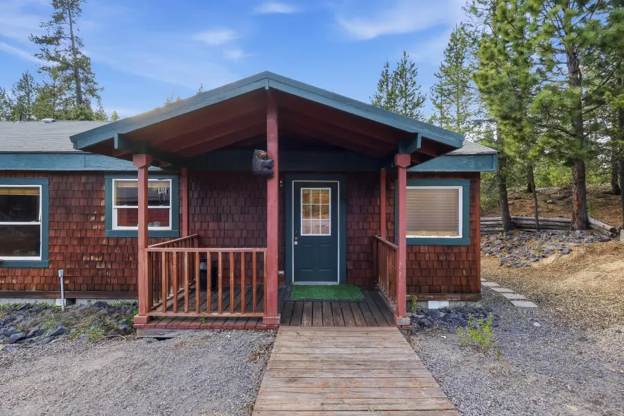 19140 Springfield Court, Crescent Lake, OR 97733 - #3