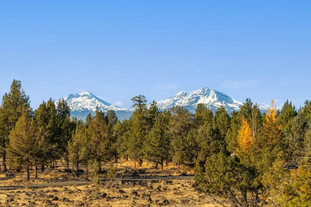 17720 Mountain View Road, Sisters, OR 97759 - #1