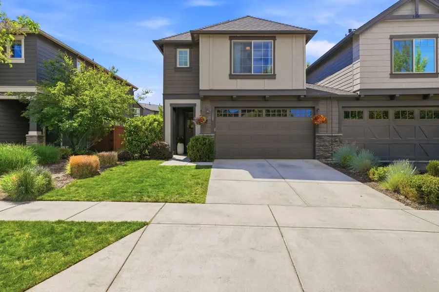 63191 NE Black Powder Lane, Bend, OR 97701 - #2