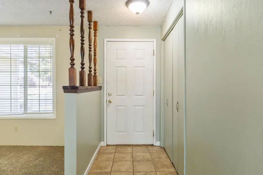 3867 Rio Vista Way, Klamath Falls, OR 97603 - #3