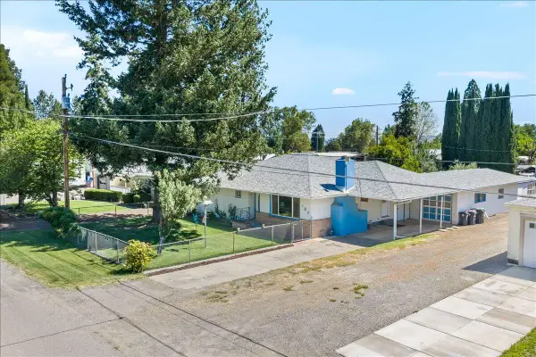 150 Winema Way, Medford, OR 97501