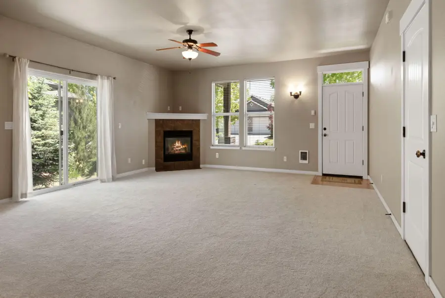 2302 NE Mary Rose Place, Bend, OR 97701 - #3
