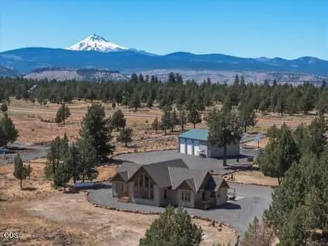 13428 SW Airfield Lane, Culver, OR 97734