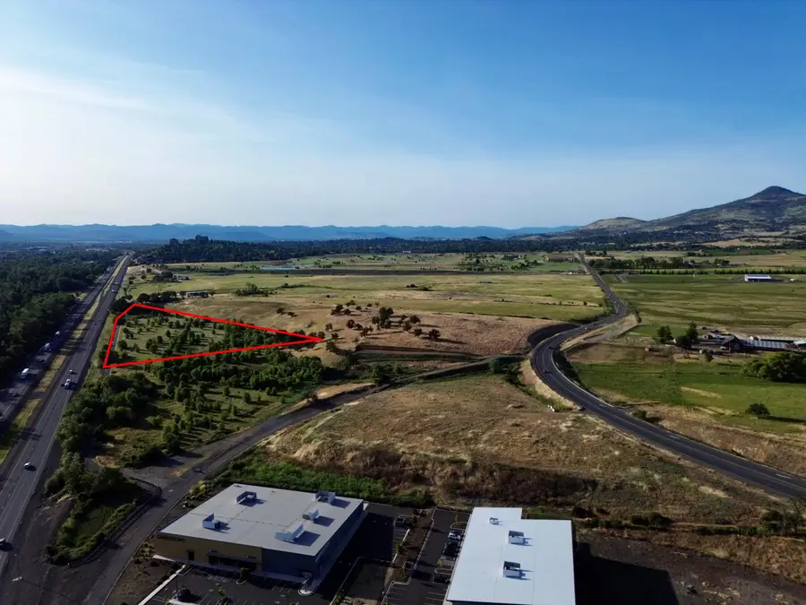 N Phoenix Road #502, Medford, OR 97535 - #2