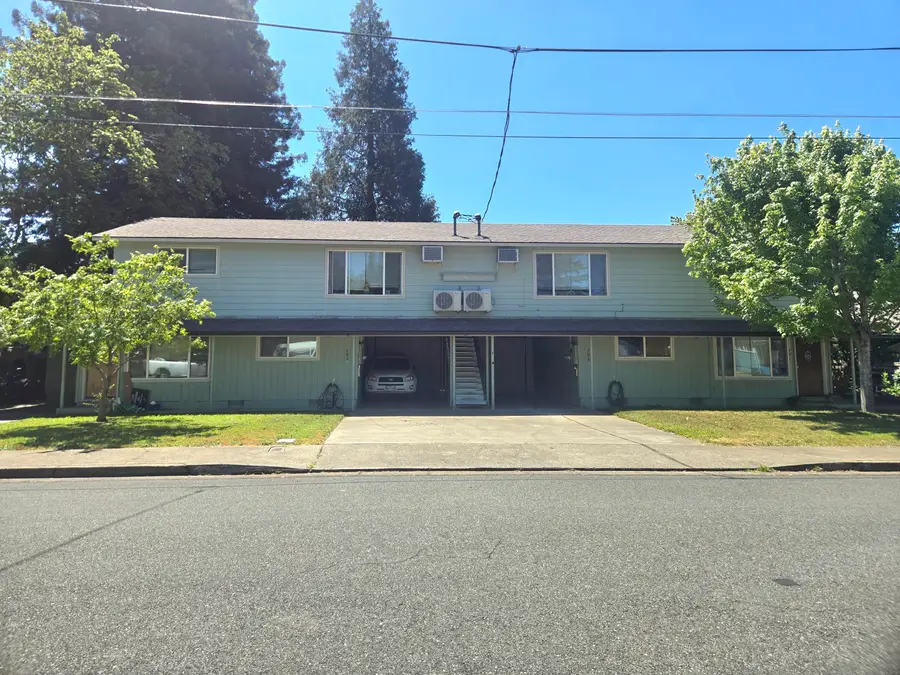 791 NE Wharton Drive, Grants Pass, OR 97526 - #2