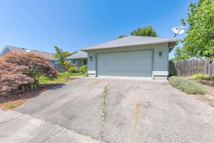 2968 Galaxy Way, Grants Pass, OR 97527 - #3