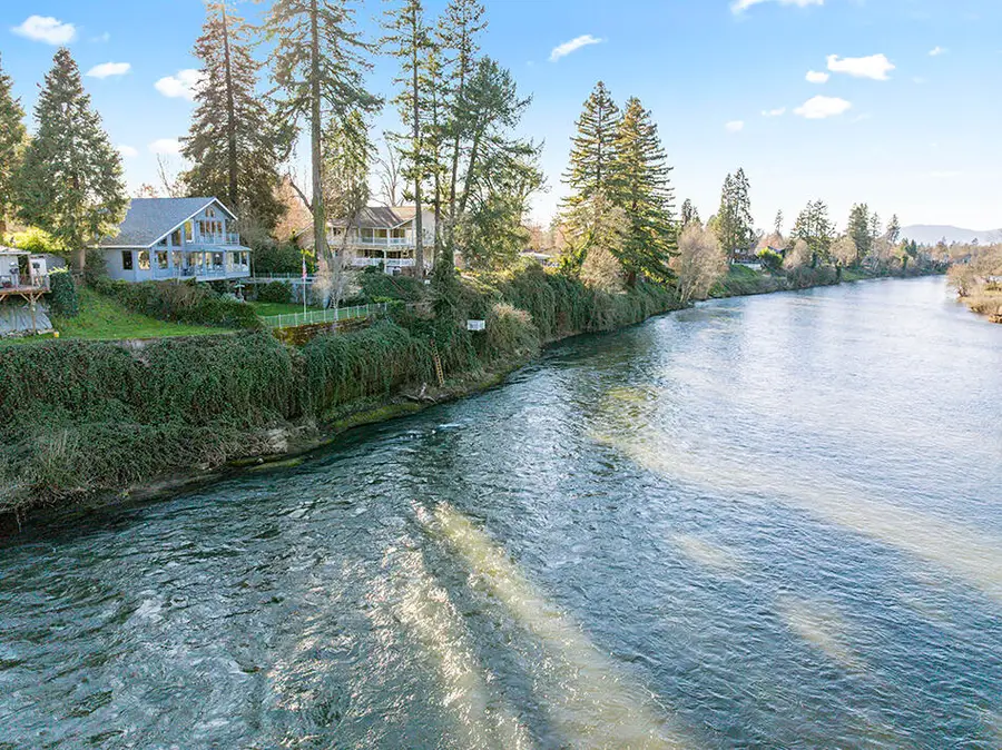 1352 E Park Street, Grants Pass, OR 97527 - #3
