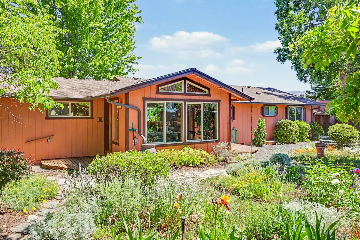 190 Walker Avenue, Ashland, OR 97520 - #1