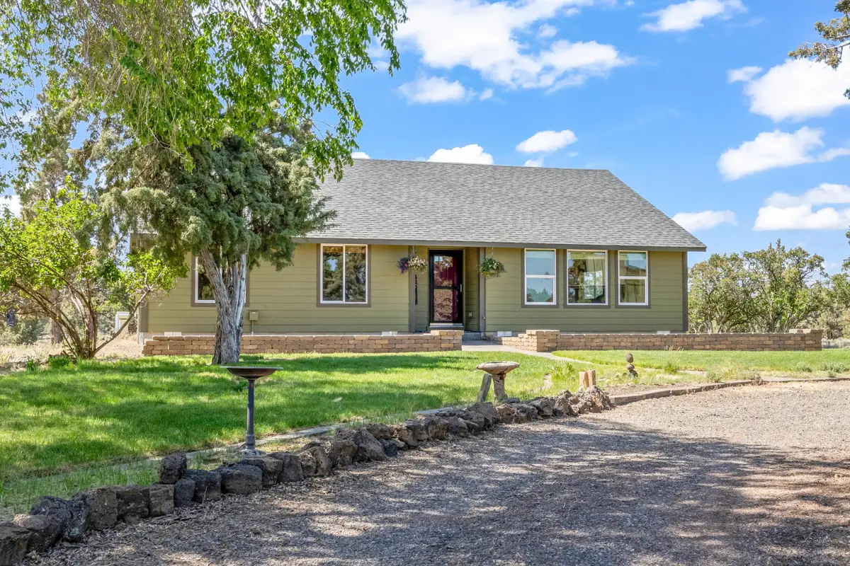 5677 NW 49th Street, Redmond, OR 97756 - #1
