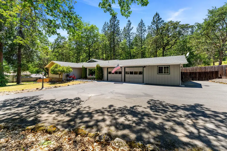 370 Horseshoe Drive, Grants Pass, OR 97526 - #2