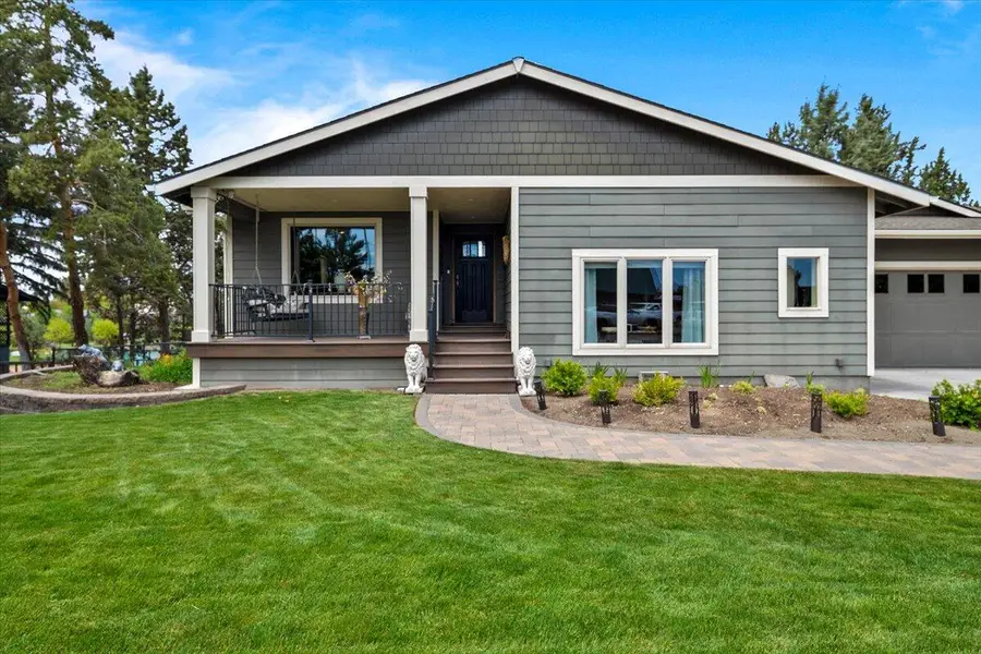 1725 SW Parkway Drive, Redmond, OR 97756 - #3