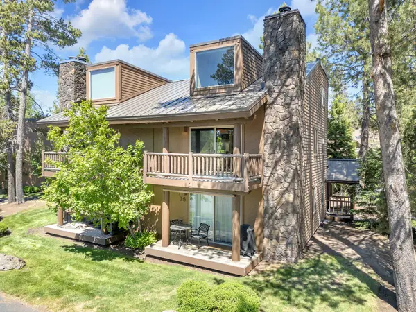 17654 Pinnacle Lane # 18, Sunriver, OR 97707