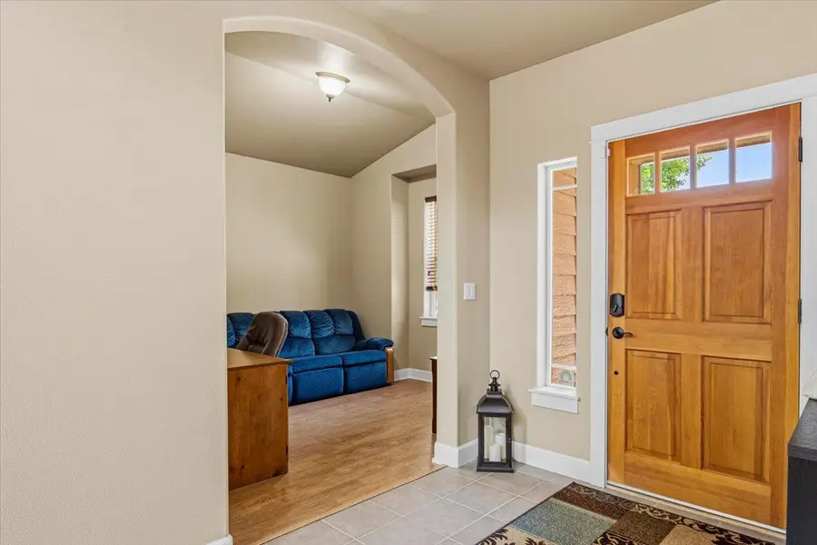 1339 SW Rimrock Way, Redmond, OR 97756 - #3
