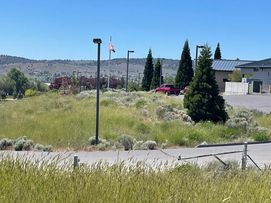 0 Foothills Boulevard #Lot 300, Klamath Falls, OR 97603 - #3