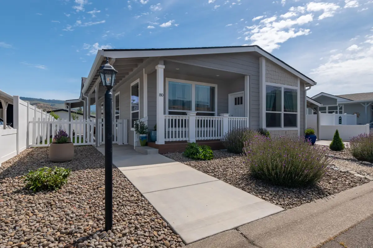 333 Mountain View Drive #80, Talent, OR 97540 - #1