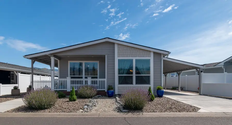 333 Mountain View Drive #80, Talent, OR 97540 - #2