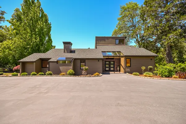 2546 Fisher Road, Roseburg, OR 97471