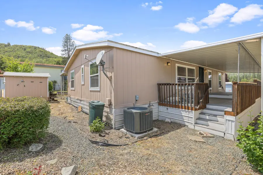 8401 Old Stage Road #UNIT 16, Central Point, OR 97502 - #3