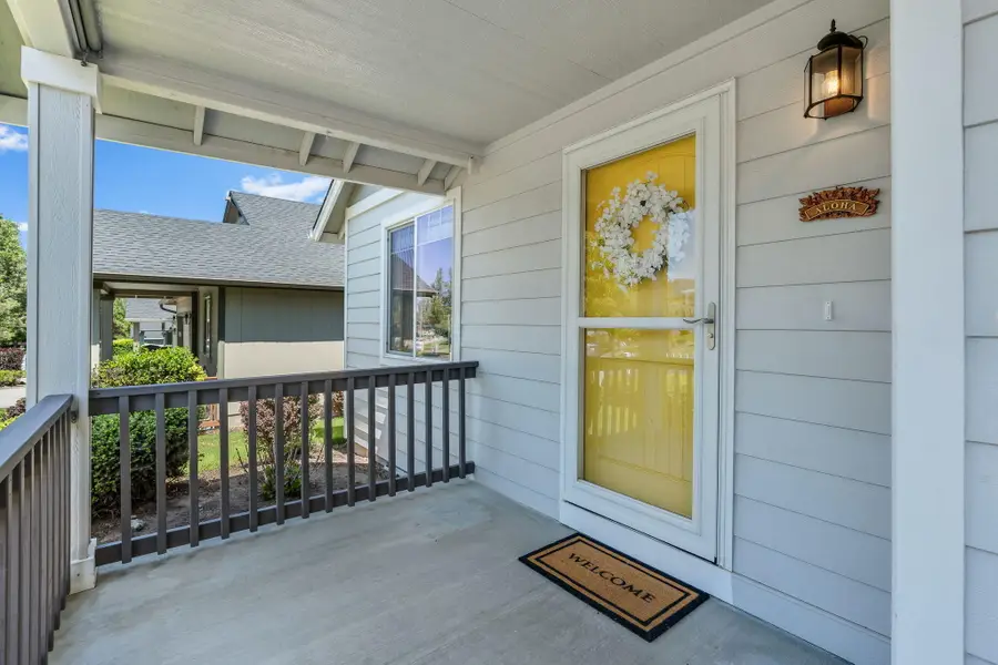 3714 SW 29th Street, Redmond, OR 97756 - #3