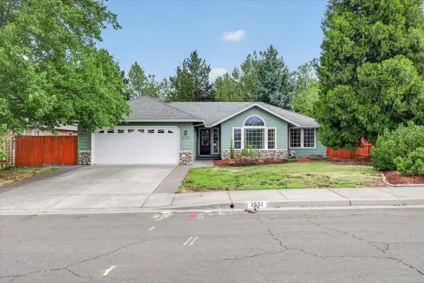 3533 Alderwood Drive, Medford, OR 97504