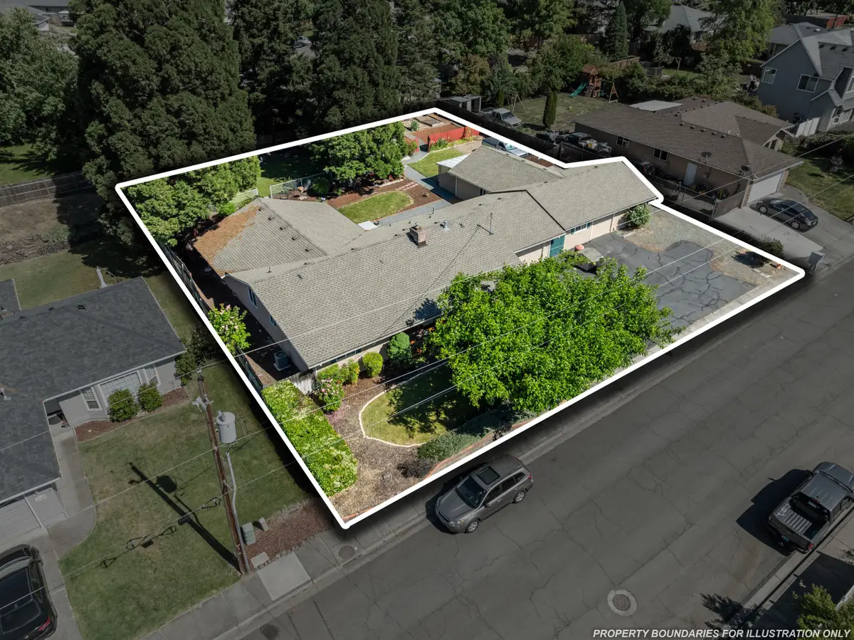 2930 Bailey Avenue, Medford, OR 97504 - #1