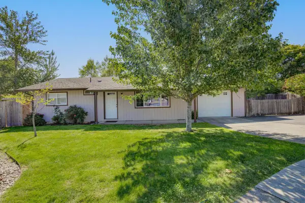 1600 NW Sue Circle, Grants Pass, OR 97526