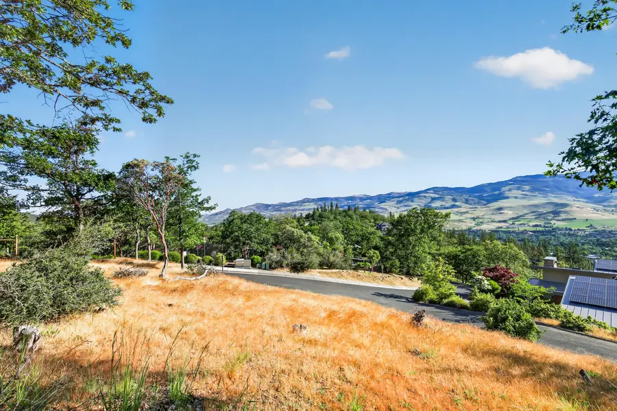 163 Hitt Road, Ashland, OR 97520 - #2