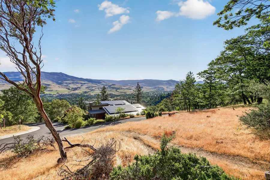 163 Hitt Road, Ashland, OR 97520 - #3