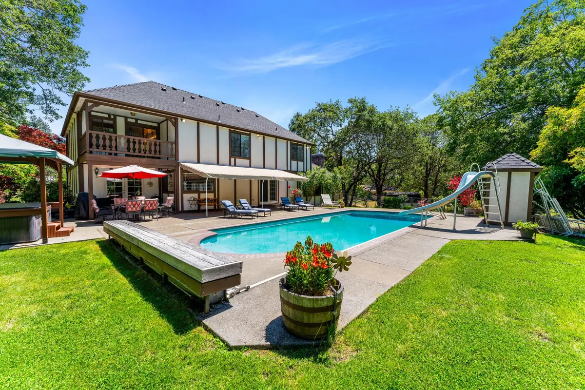 180 Horseshoe Drive, Grants Pass, OR 97526 - #1