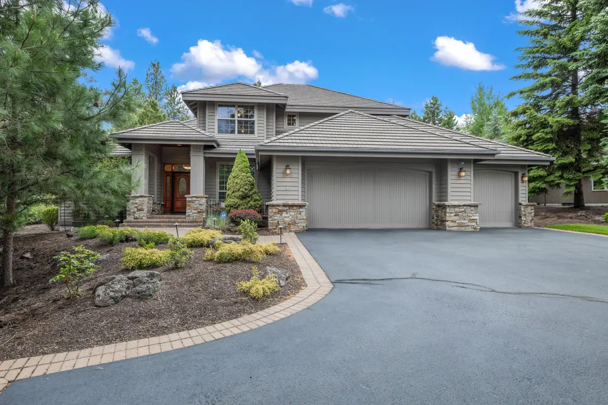 19598 Green Lakes Loop, Bend, OR 97702 - #1